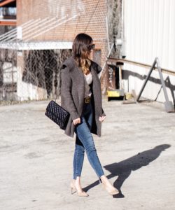 vince chunky brown sweater with nude pumps