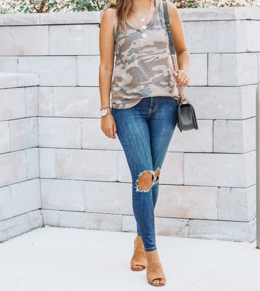 pink blush camo tank with free people busted knee skinnies