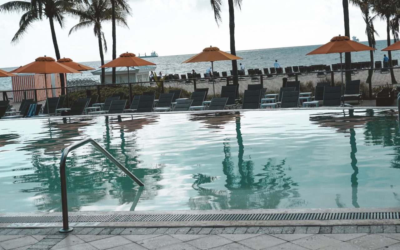 b ocean resort infinity pool