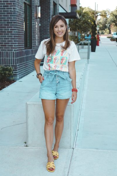 american eagle rolling stones tee with paper bag shorts