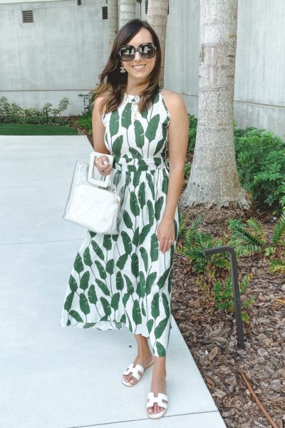 chicwish palm print dress with clear handbag and gucci sunglasses