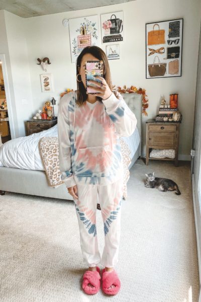 amazon blue pink tie dye loungewear set with pink slippers