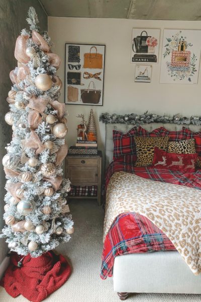 christmas bedroom decor 2020 with metallic tree