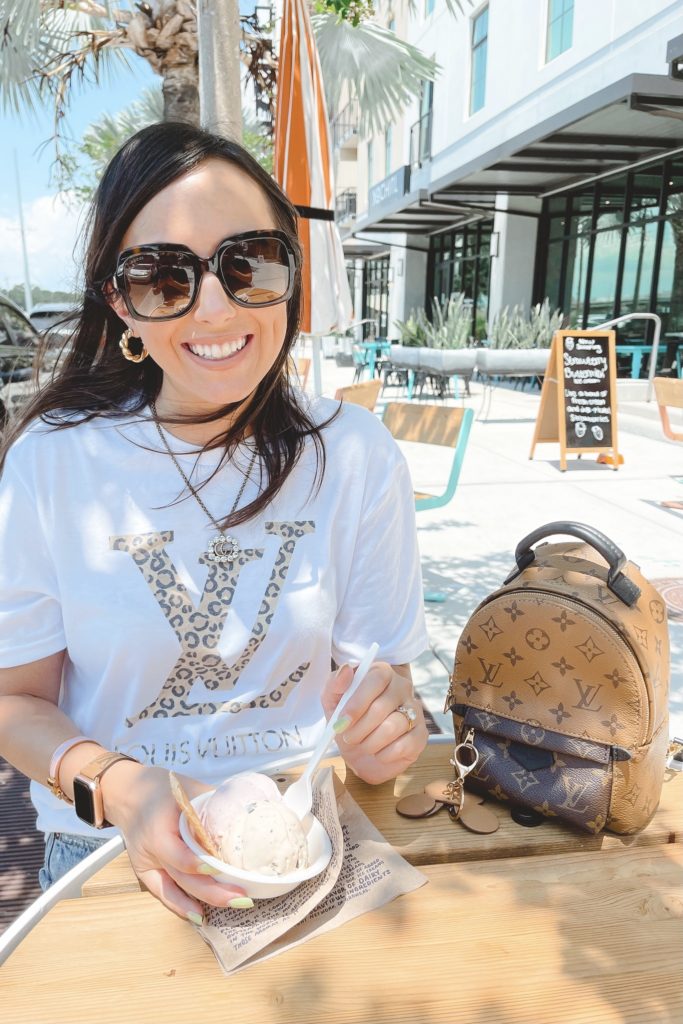 louis vuitton leopard print tee with palm springs mini and gucci necklace