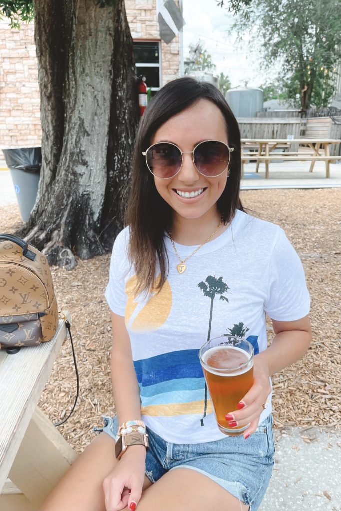 chaser vacation tee at dunedin brewery