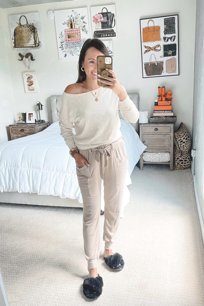 nordstrom anniversary sale outfit with gibsonlook almond cozy belted joggers