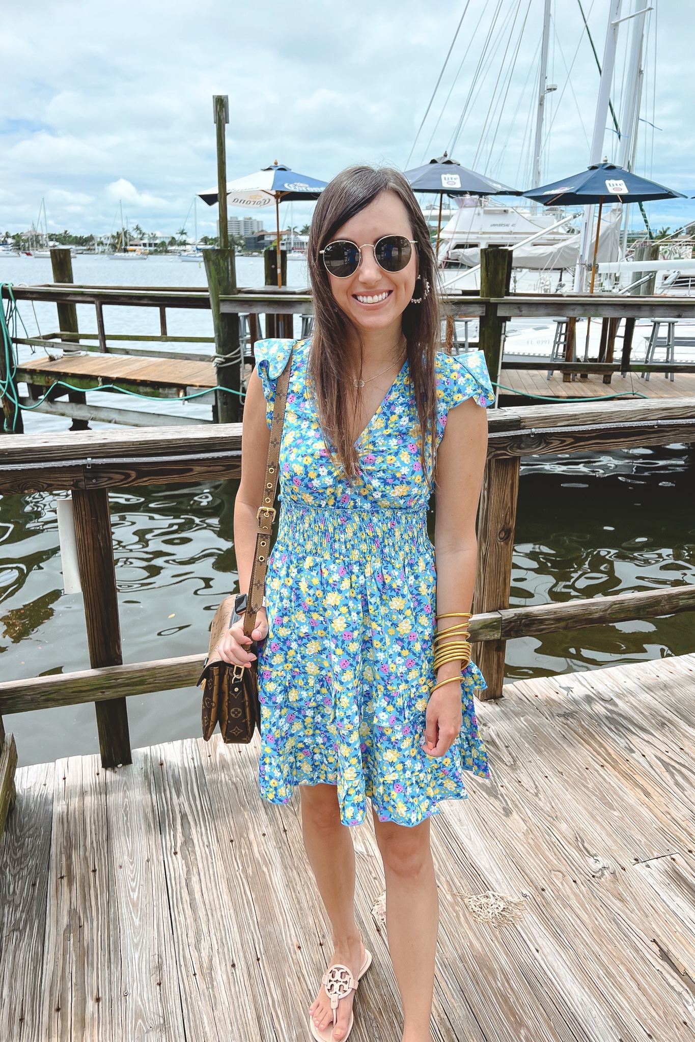 amazon blue floral dress with tory burch sandals and rayban sunglasses