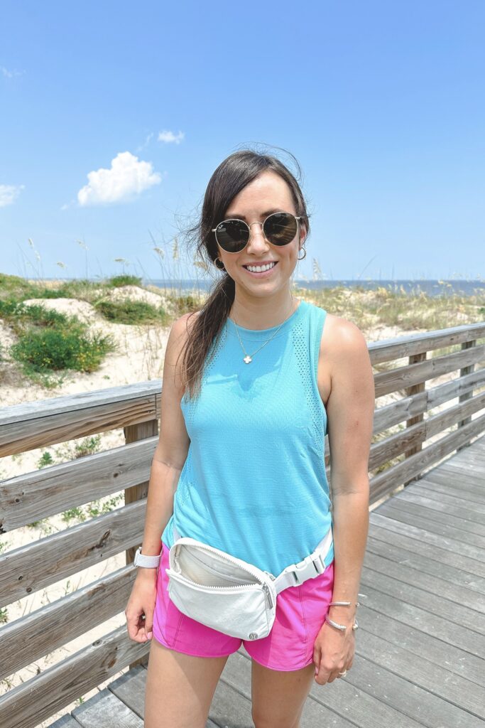 Lululemon train to be tank in tidal teal with hotty hot shorts in sonic pink in jekyll island