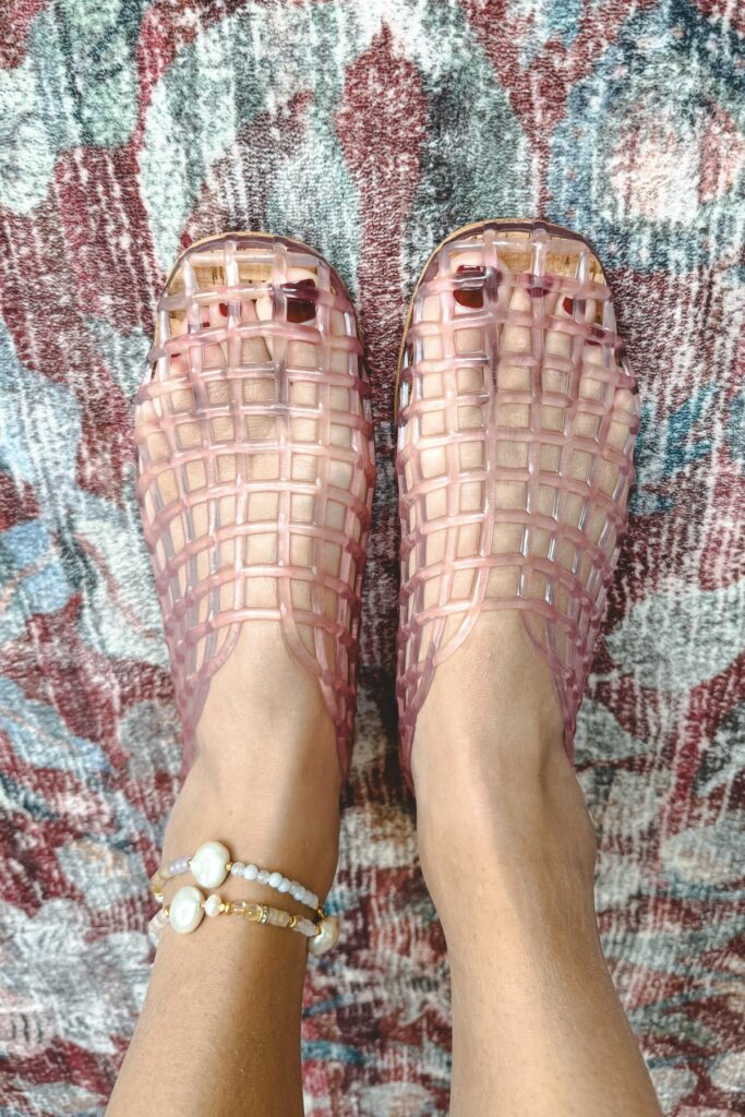 the row amazon dupe light pink jelly flats