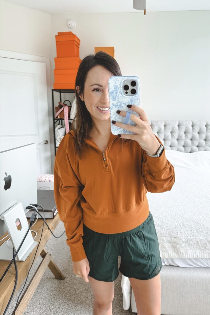 Lululemon ready to rulu pullover butternut brown with hotty hot shorts legacy green