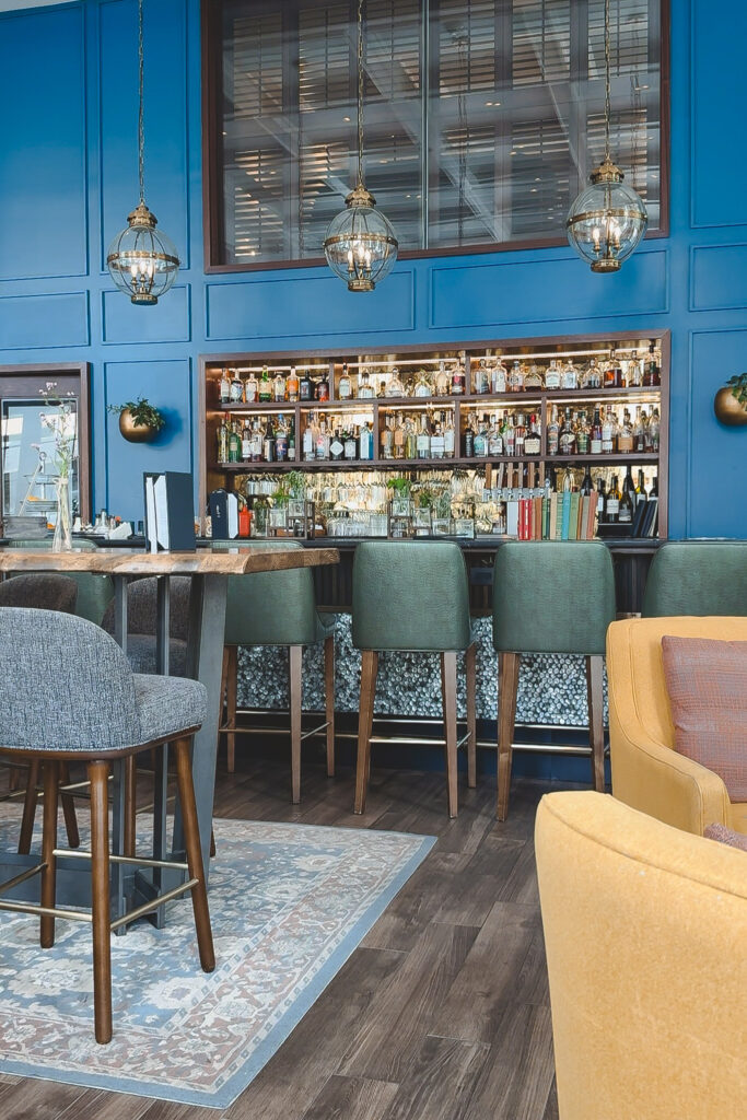 veranda lounge charleston bar