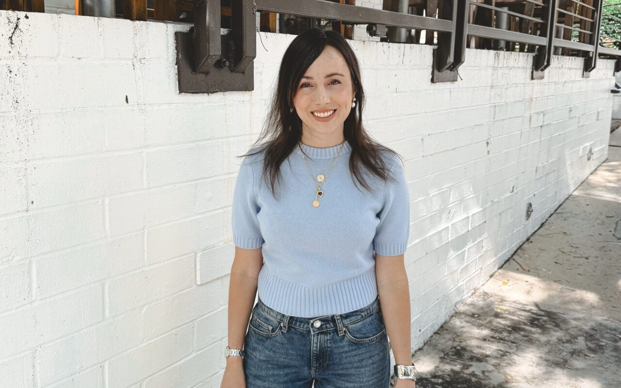 Toccin light blue short sleeve cashmere sweater with DL1961 drue seagate jeans and micro dior djoy cloud blue