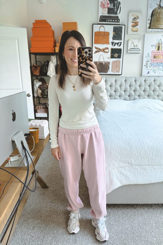 Lululemon hold tight long sleeve white opal with lululemon scuba joggers pink haze