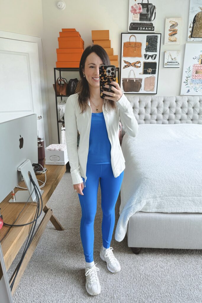 Lululemon define jacket bone with invigorate leggings poolside